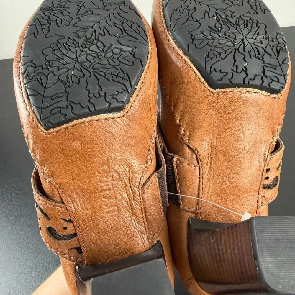 Indigo By Clarks Mary Jane Pump Heels Womens 8M Brown Leather Comfort Career
